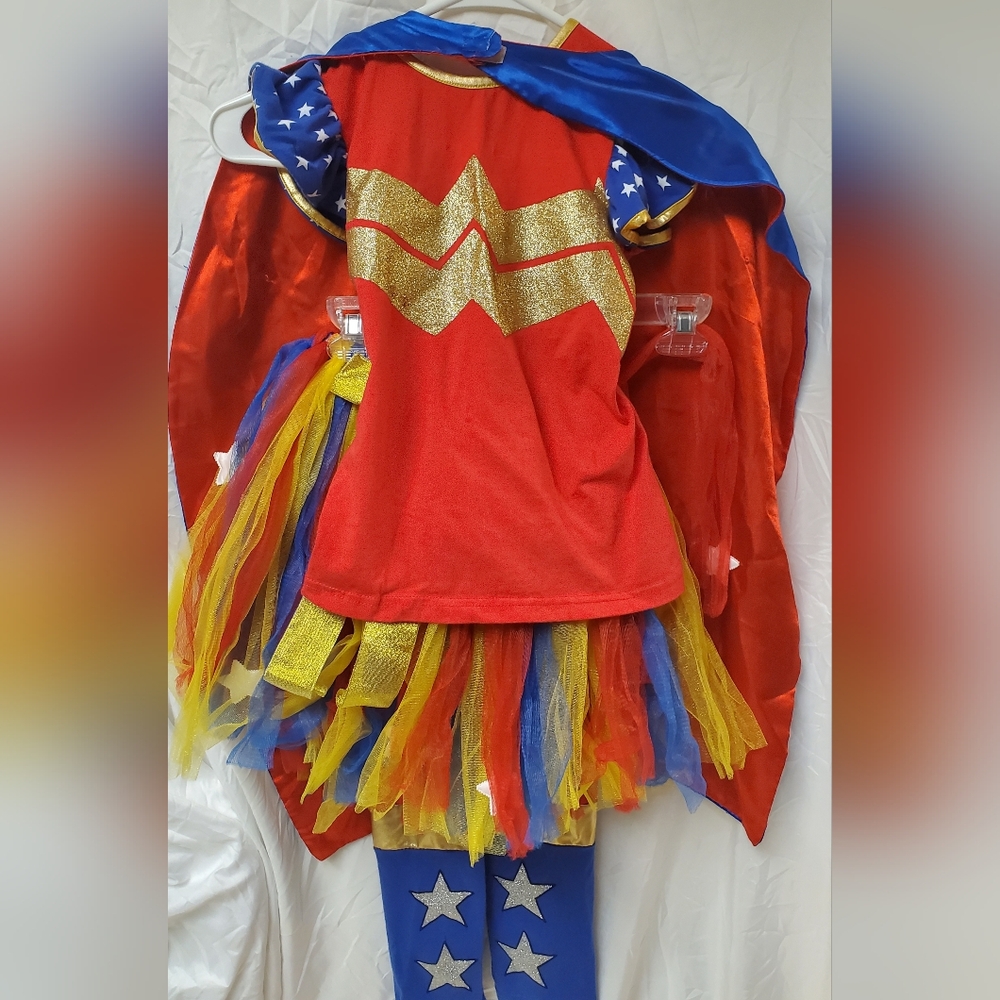 Girls size 5 wonder woman costume